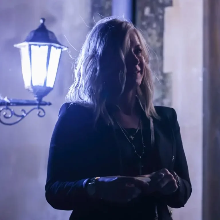 woman-silhouette-blue-light